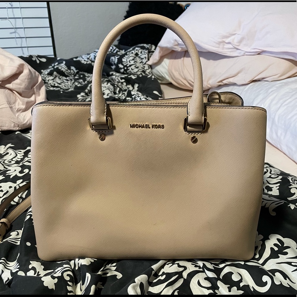 Tan Michael Kors Tote